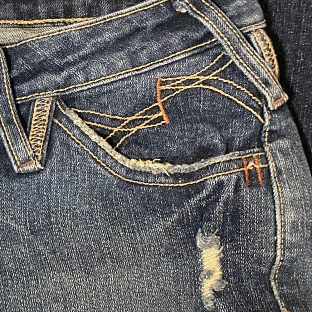 Button Fly Distressed Large Cuff Cropped Jeans - Picture 3 of 7